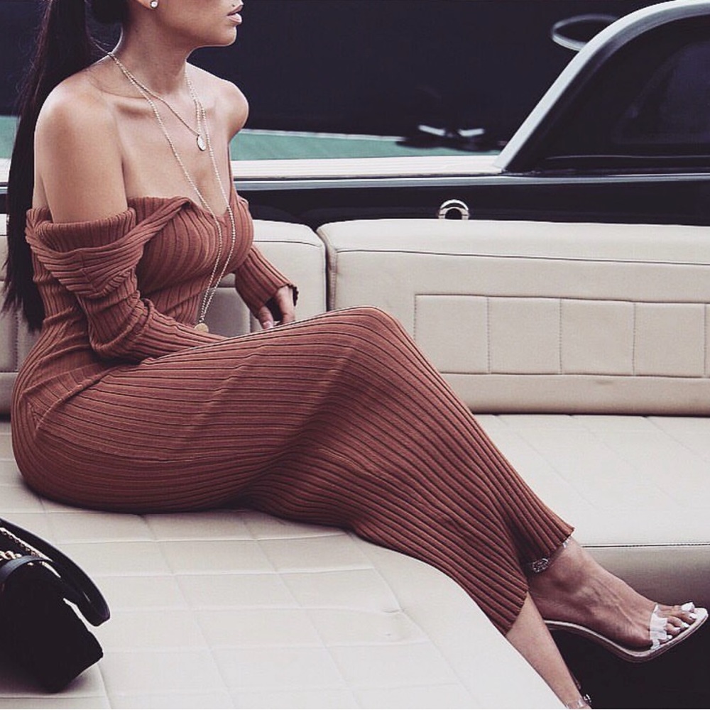 NWT’S HERA COLLECTION KNIT  DRESS IN COGNAC!